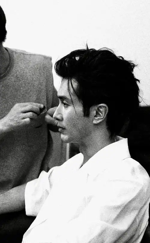 高伟光面部折叠度