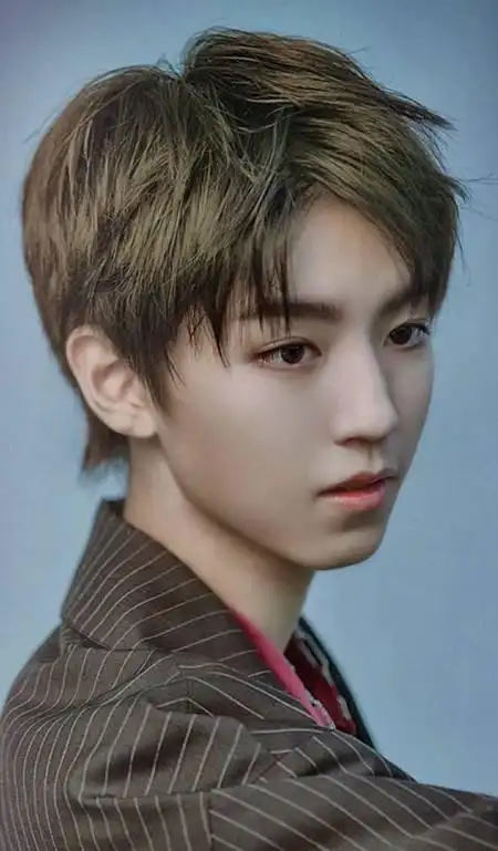 石翔原来是位星二代叔叔是著名导演谭俏