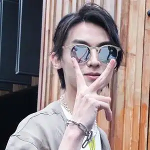 藤沐仁陈立安同款手链近距离爱上你钛钢不锈钢可调节扁口圆环银链