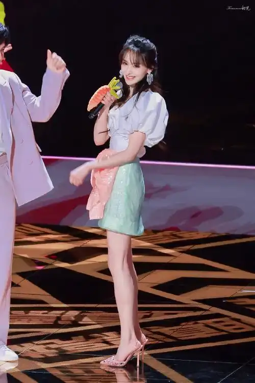 郑爽时代少年团姐姐真漂亮##郑爽姐姐真漂亮