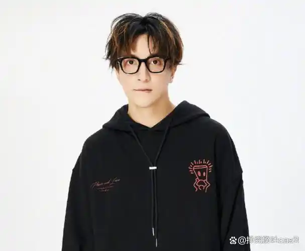 实力歌手薛之谦的经纪人