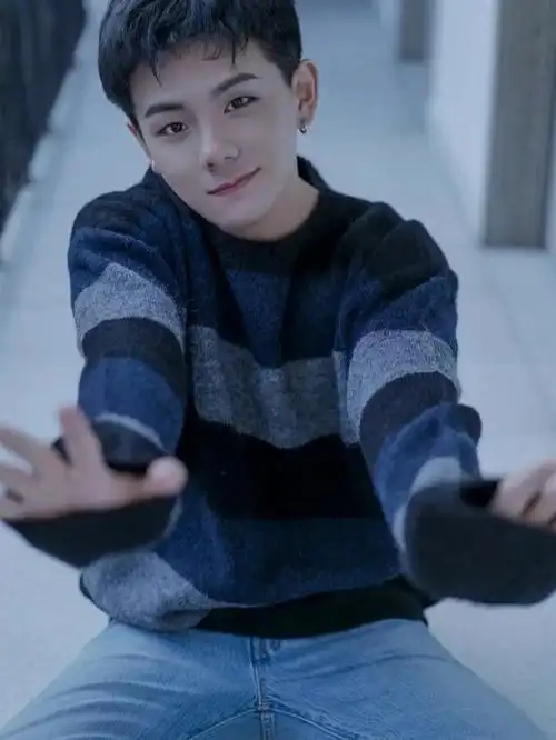 这是谁家的羊仔过生日了▽