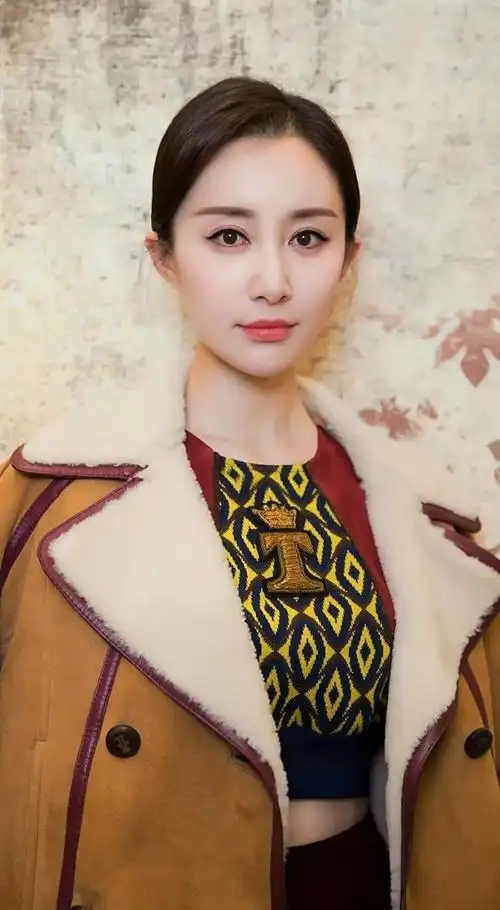 舒畅清新淡雅俏丽写真,美艳动人!__财经头条