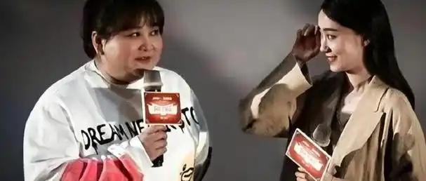 用命拍戏的贾玲观众还没感动到3秒打开评论区后笑不活了