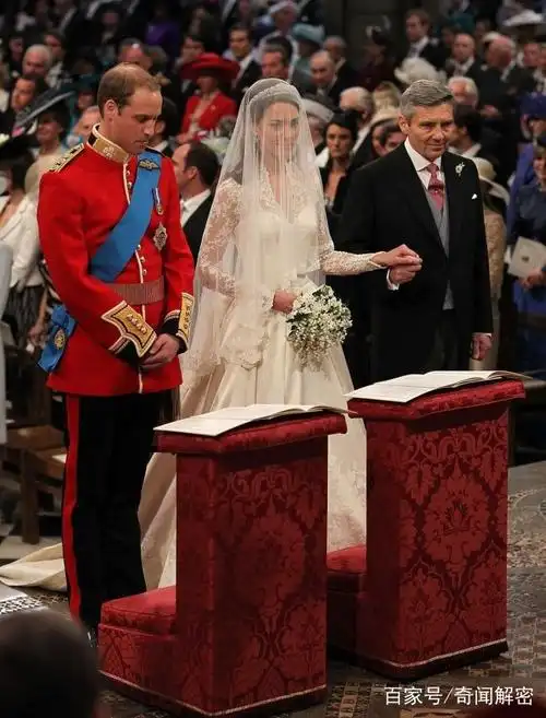 回顾英国经典婚礼伊丽莎白二世美貌绝伦凯特王妃知性大方