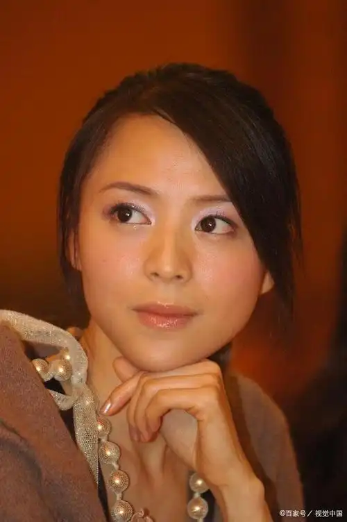 张静初,不知道现在的年轻人晓不晓得她,或者听说过她?