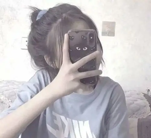 出单:【真人】手机挡脸女头-佩琪头像库-话本小说网