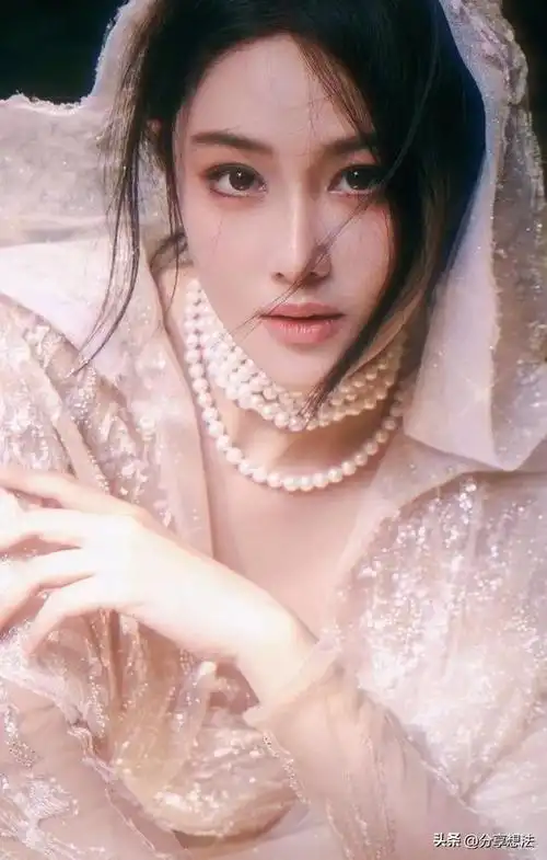 张馨予明星壁纸19