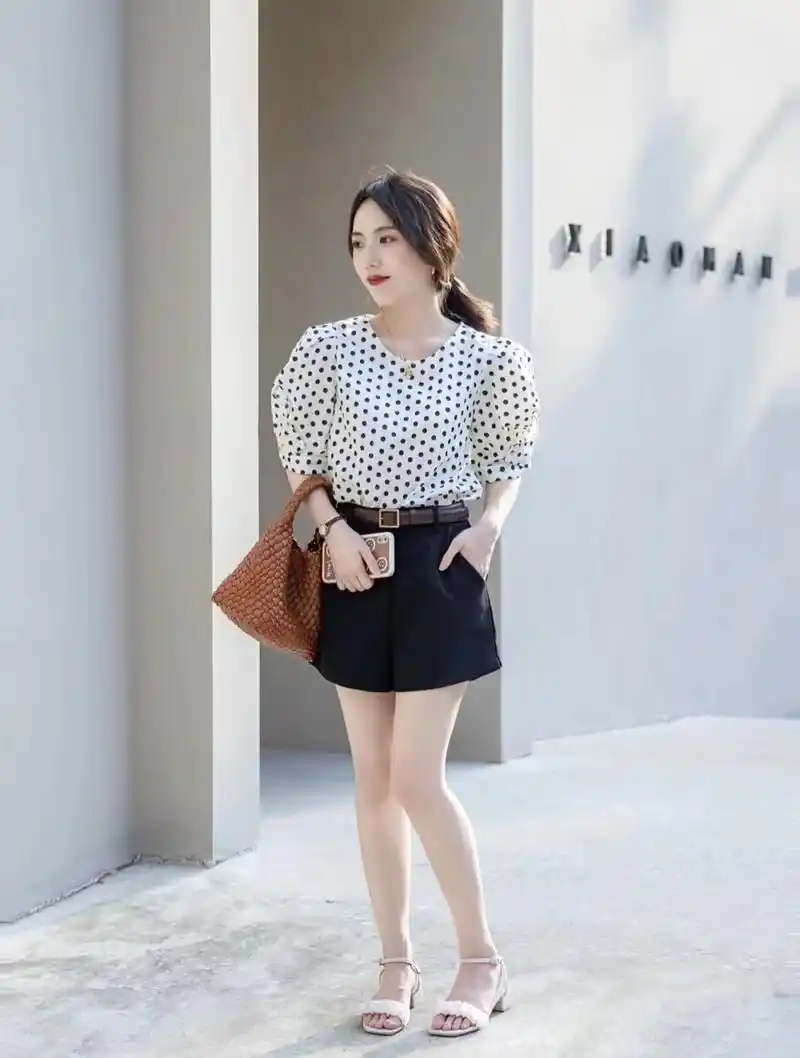 身高152的女生穿什么衣服好看