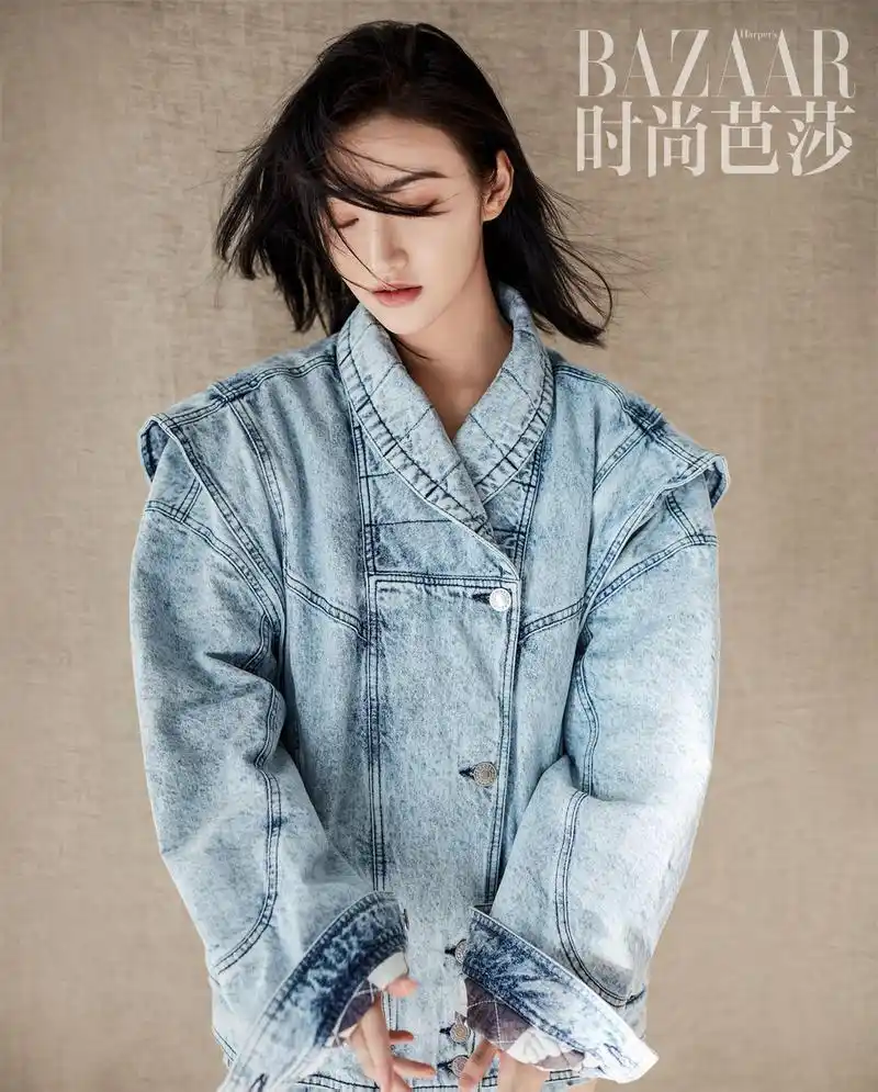 景甜登《时尚芭莎》封面 身穿刺绣外套春意盎然_高清图集_新浪网