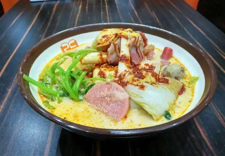 来,老板给我来份麻辣烫,不要麻不要辣也不要烫.