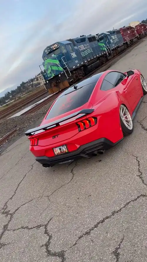 今日车型2024款福特野马你觉得怎么样