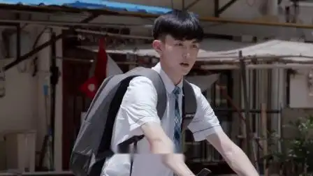 少年派:女孩一放学,未来婆婆就在楼下等她,让她受宠若惊_超清-电视剧