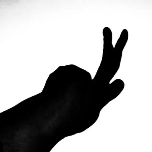 我们的影子之约—小一班"停电的故事"光与影游戏