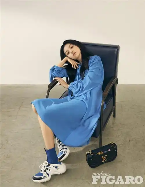 春夏最新杂志写真曝光 文艺气息十足