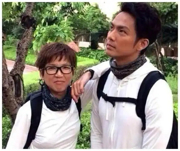 女儿都几岁了还不公开结婚消息钟汉良妻子藏得太深