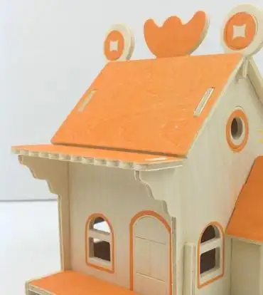 5,初步制作完成的手工储蓄箱.