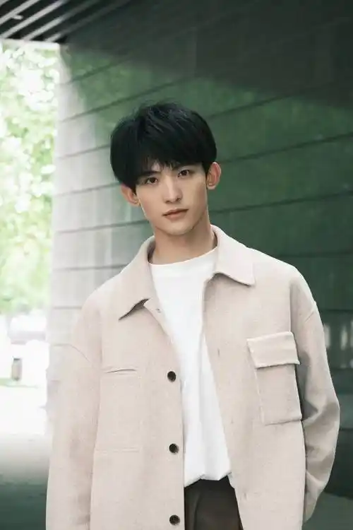 《暴雪时分》吴磊北影第一,赵今麦中戏第一_张凌赫_图片_来源