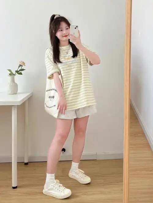 155105胖女孩夏天这么穿舒适又温油