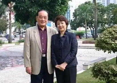高山英子母亲是日本人,她年轻时候一直在长春居住,与庞学勤夫妇是邻居
