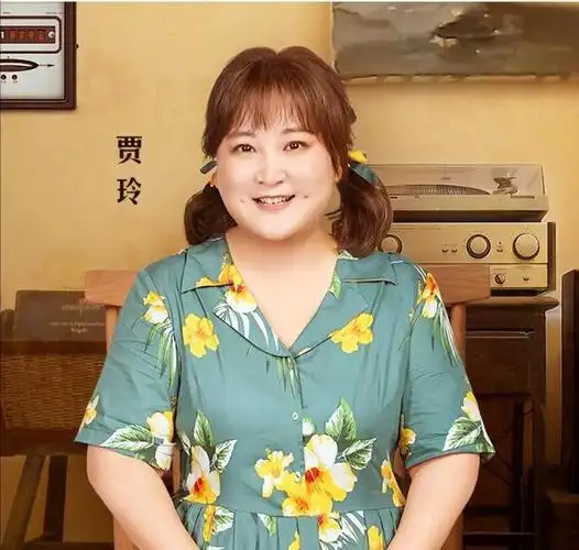 看到41岁贾玲和39岁杨天真后,才发现割胃瘦和运动瘦差距一目了然