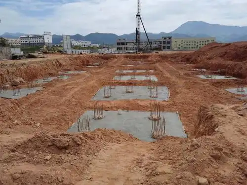 基础承台垫层浇筑