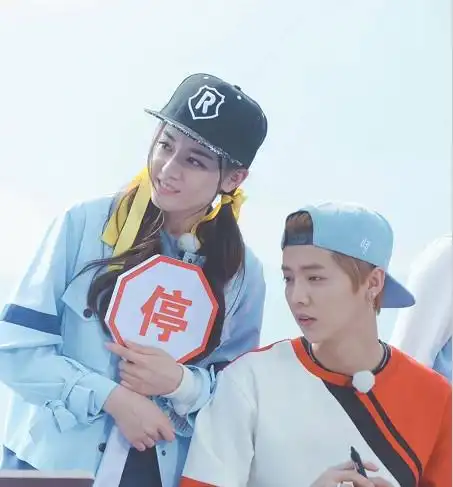 鹿晗经纪人一句话解答鹿晗与热巴的cp真相