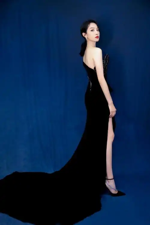 jimmychoo新款高跟鞋有哪些值得追捧宋茜用性感告诉你