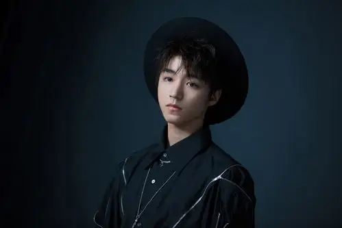 tfboys王俊凯图片王俊凯品牌代言帅气图片