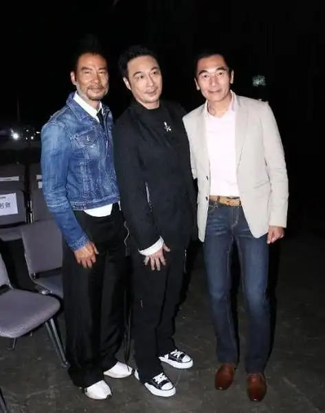 吴镇宇曝费曼真实身高体重:一米八近两百斤,任达华支招当摔跤手