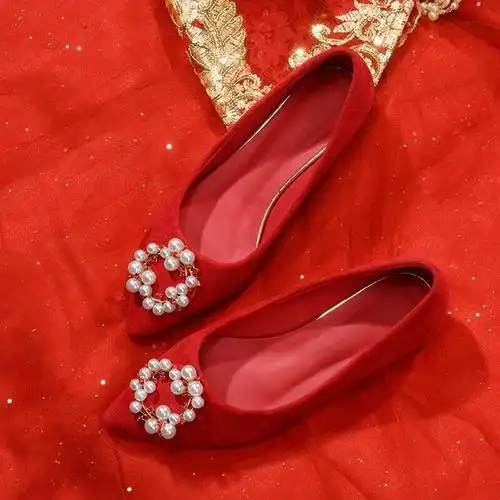 常缕竺婚鞋女冬季婚鞋红色结婚孕妇婚鞋女新款踩堂新娘鞋低跟高跟粗跟