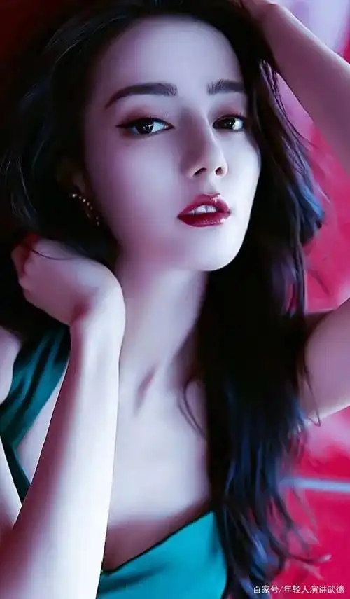 迪丽热巴高清写真集,热巴的真爱粉看过来吧,有你喜欢的吗