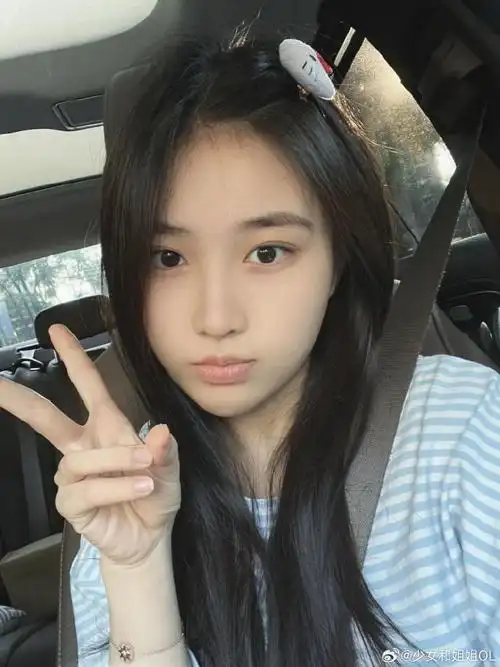 素颜脸圆圆#颜值##热门美女