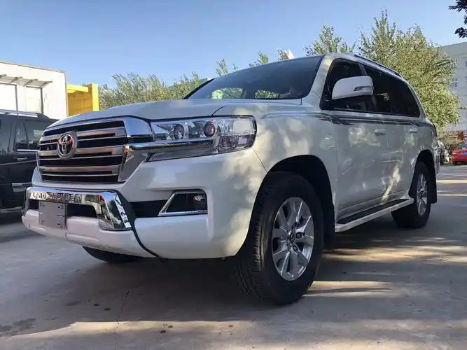 2018款酷路泽4000丰田家族 百年核心越野