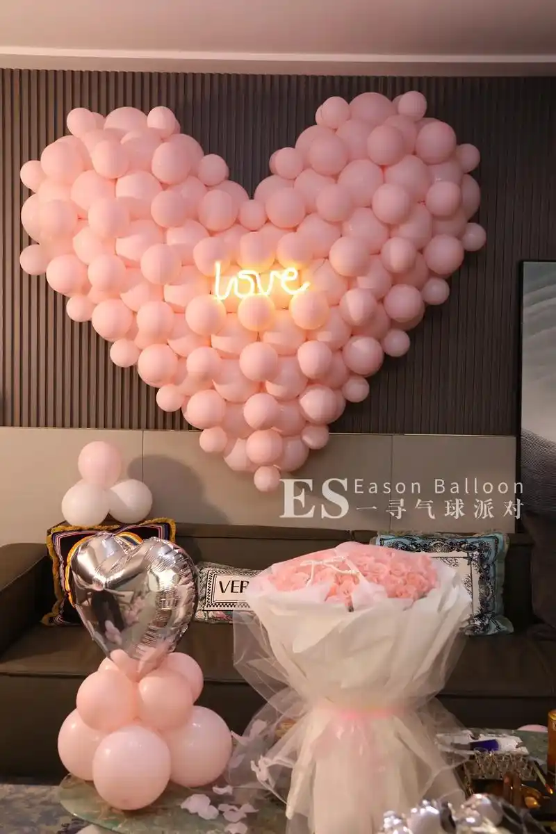广州生日惊喜布置|粉色浪漫气球鲜花布置