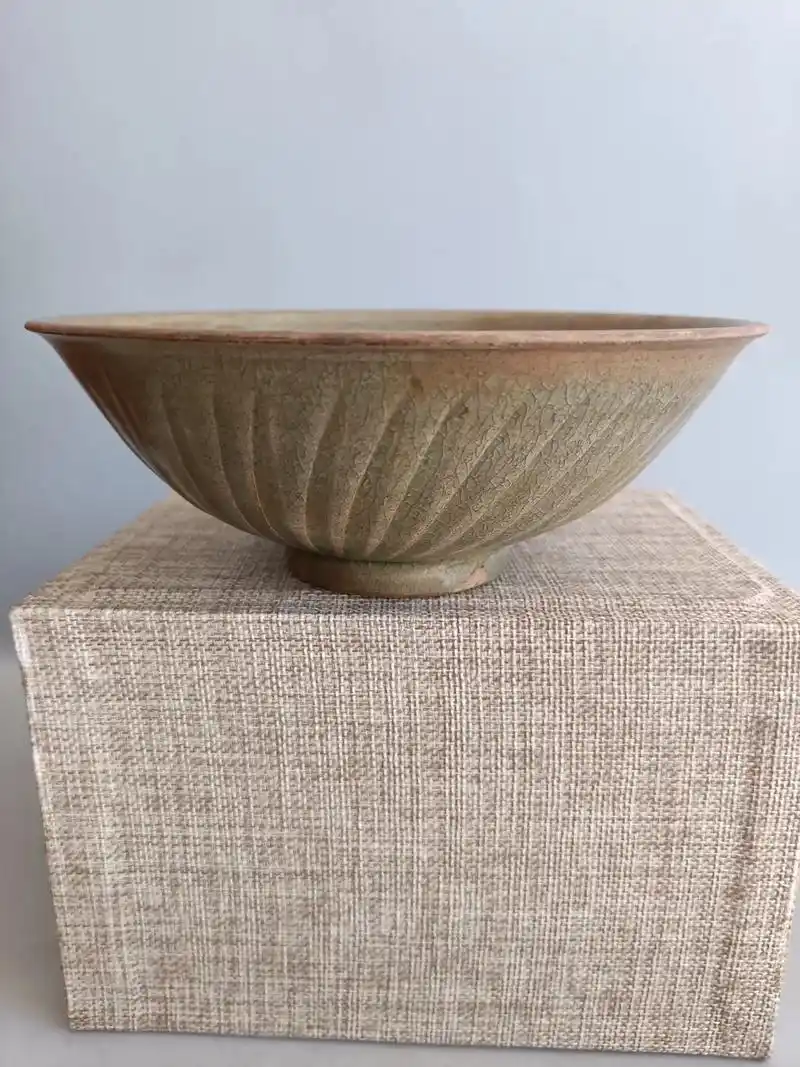 宋代越窑刻花碗#收藏爱好者 #高古瓷 - 抖音