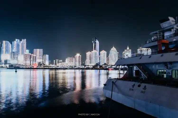 【携程攻略】青岛情人坝景点,情人坝,青岛仲夏夜的别样打开方式 从