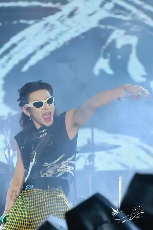 小鬼王琳凯音乐节##小鬼王琳凯福州蓝眼泪音乐节