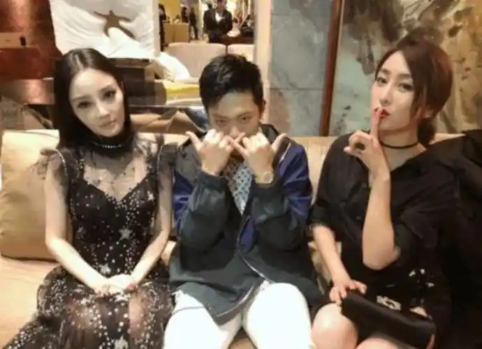 李小璐pgone搞过6次是瞎说,还是有依据