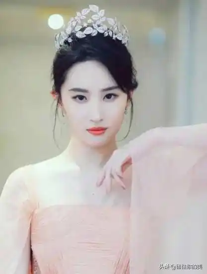 明星婚纱照大盘点,看到刘亦菲真乃仙女下凡_杨颖_古力娜扎_舒淇