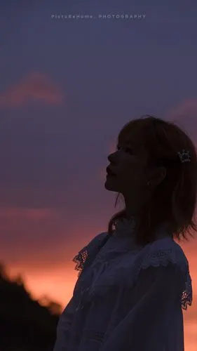 夕阳少女.