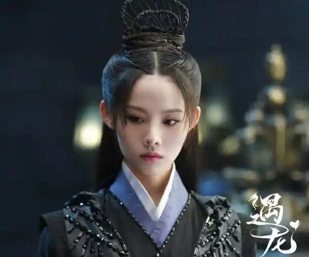 参演过《醉玲珑》《遇龙》,还改名了_董颜_王婷_合作