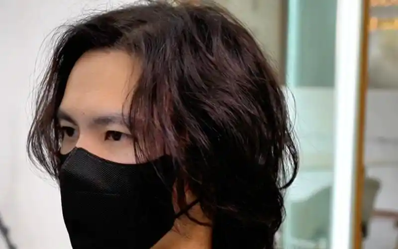 帅气十足大波浪 男生长发烫发 比木村拓哉的发型更酷吧