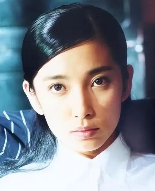 李冰冰我跟你接吻拥抱洗澡的戏都拍了你是不是要对我负责