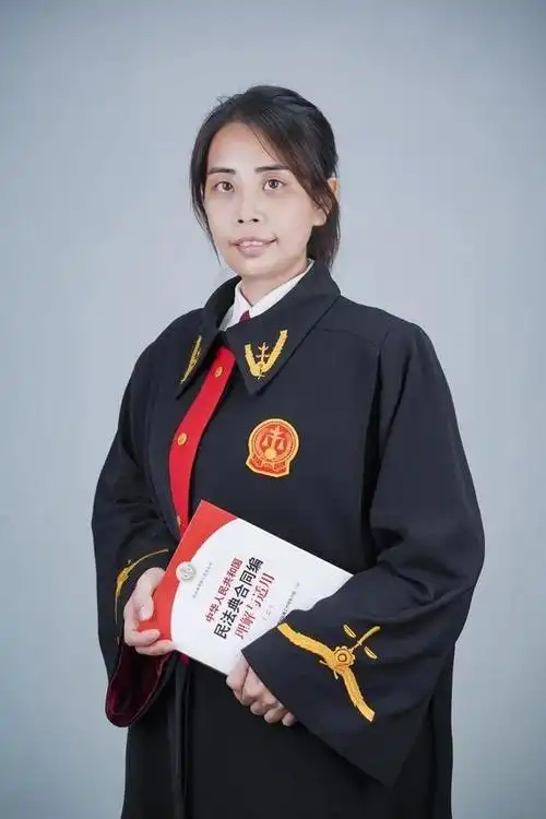 女法官国际日|一袭法袍书正义,巾帼有为绽芳华