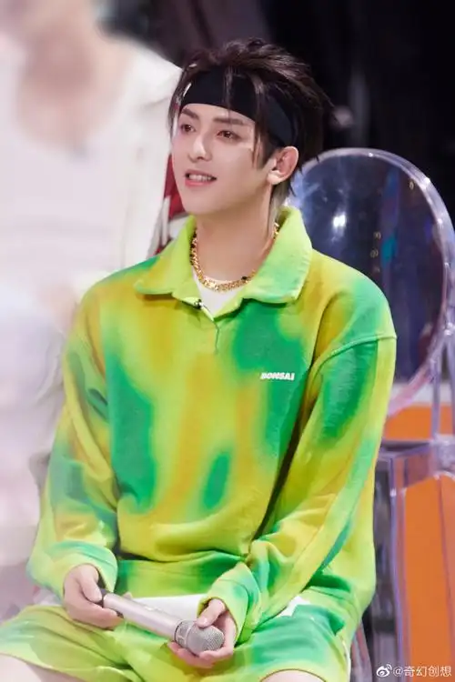 符龙飞你好星期六