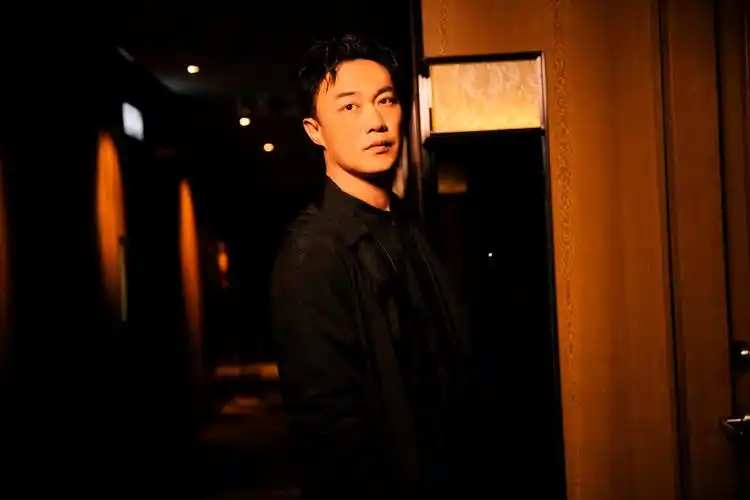 陈奕迅全新单曲《是但求其爱》上线 以说书人身份唱出感情百味