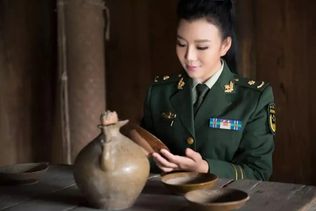 最纯朴女中音刘子琪重走长征路第五篇章:《红色遵义》中国从这里走向