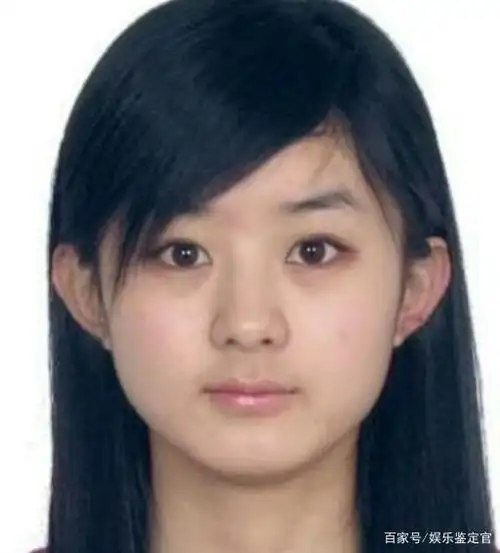 赵丽颖整容石锤?小圆脸变小v脸,就连鼻子都越来越挺了