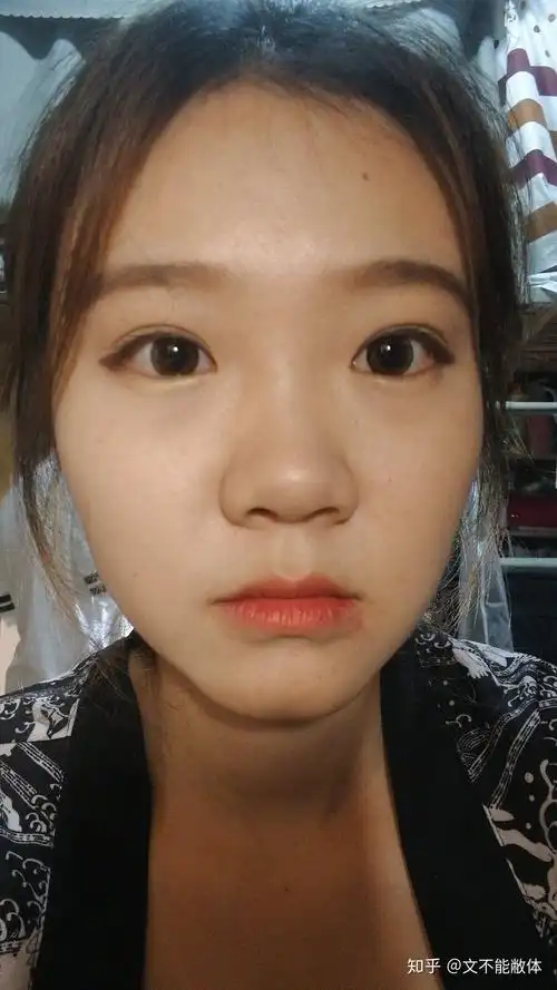 女生塌鼻子是种怎样的体验